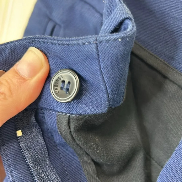 L’Agence - Chino Mid-Rise Shorts - Size 8, Navy Blue - Picture 7 of 16